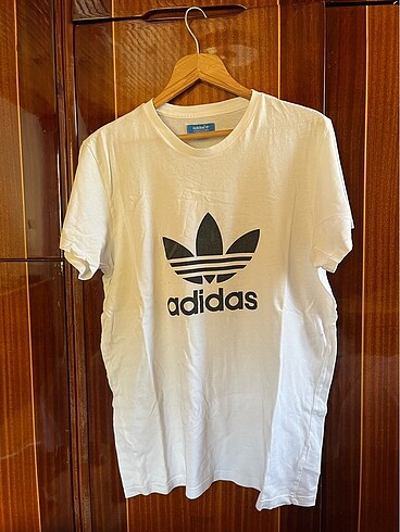 l Beden Orijinal L beden Adidas tişört az kullanıldı sorunsuz