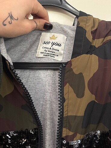 M beden desenli yağmurluk 1 kere giyildi hiçbir sıkıntı yok - Görsel 4