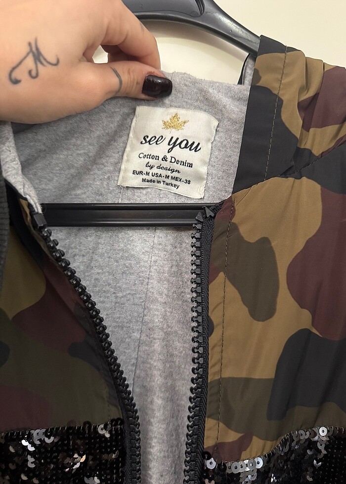 M beden desenli yağmurluk 1 kere giyildi hiçbir sıkıntı yok - Görsel 4