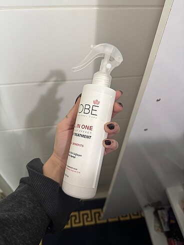 Sadece 1 kere denedim Kobe All In One saç spreyi 250 ml   1.Kuru - Görsel 6