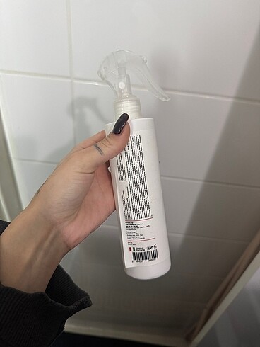 Sadece 1 kere denedim Kobe All In One saç spreyi 250 ml   1.Kuru - Görsel 7