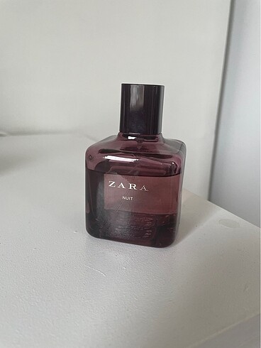 Zara nuit parfüm