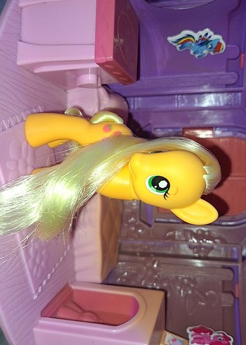 Applejack+ Fluttershy+3 pony 2010 G4