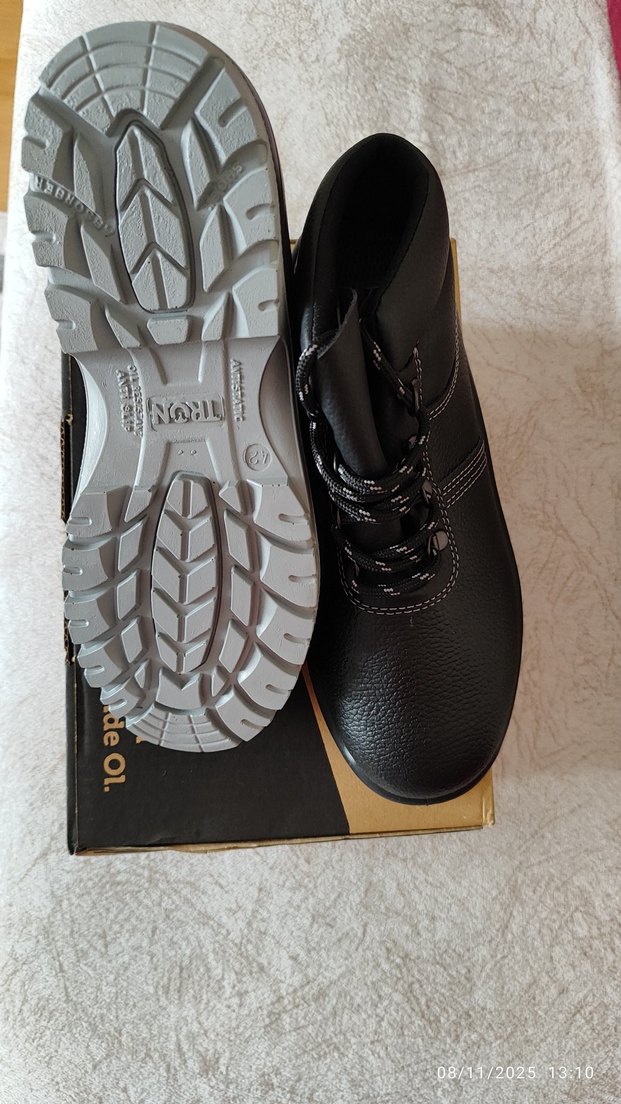 Siyah Bağcıklı Erkek Kauçuk Bot - Görsel 4