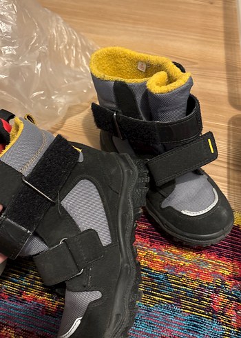 29 Beden Erkek Çocuk Gri Fermuarlı Bot