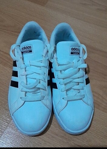 39 Beden Adidas Spor ayakkabı 