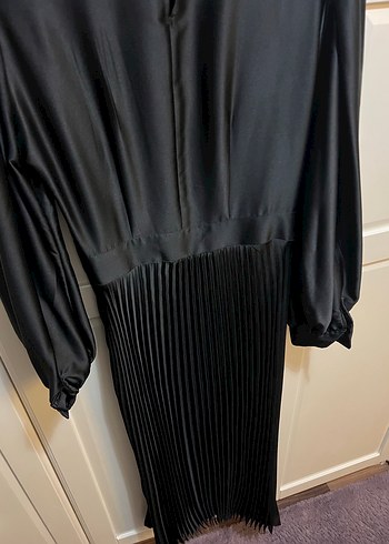 Siyah Piliseli Uzun Kadın Elbise - Görsel 7