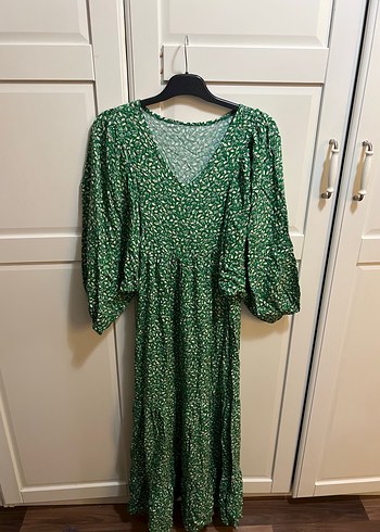 v yaka limon desenli uzun elbise - Görsel 2