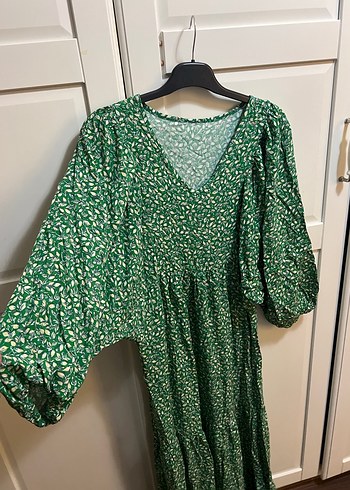 v yaka limon desenli uzun elbise - Görsel 6