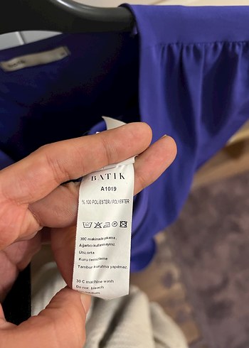 v yaka uzun kollu mor tulum - Görsel 3