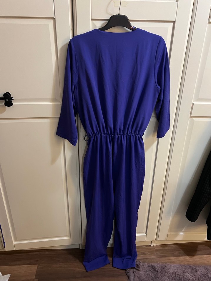 v yaka uzun kollu mor tulum - Görsel 4