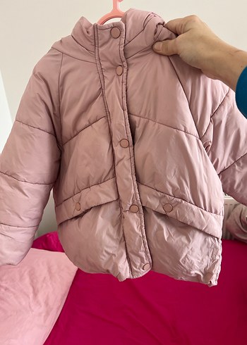 Düğmeli Pembe Kız Çocuk Mont - Görsel 3