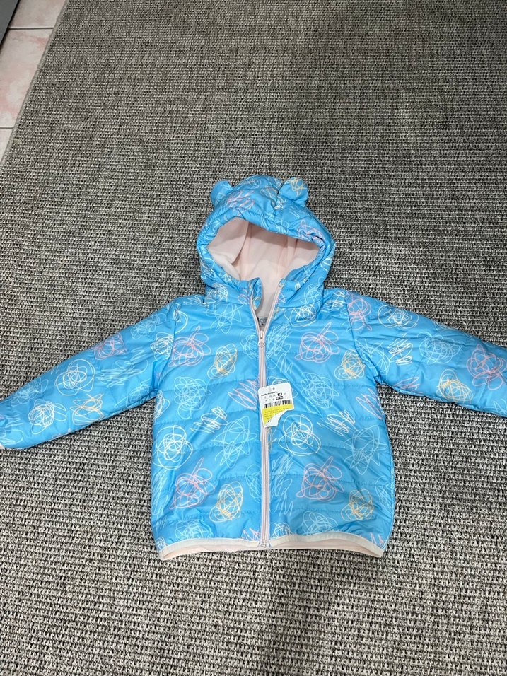 Kız Çocuk Kapüşonlu Renkli Baskılı Mont - Görsel 2