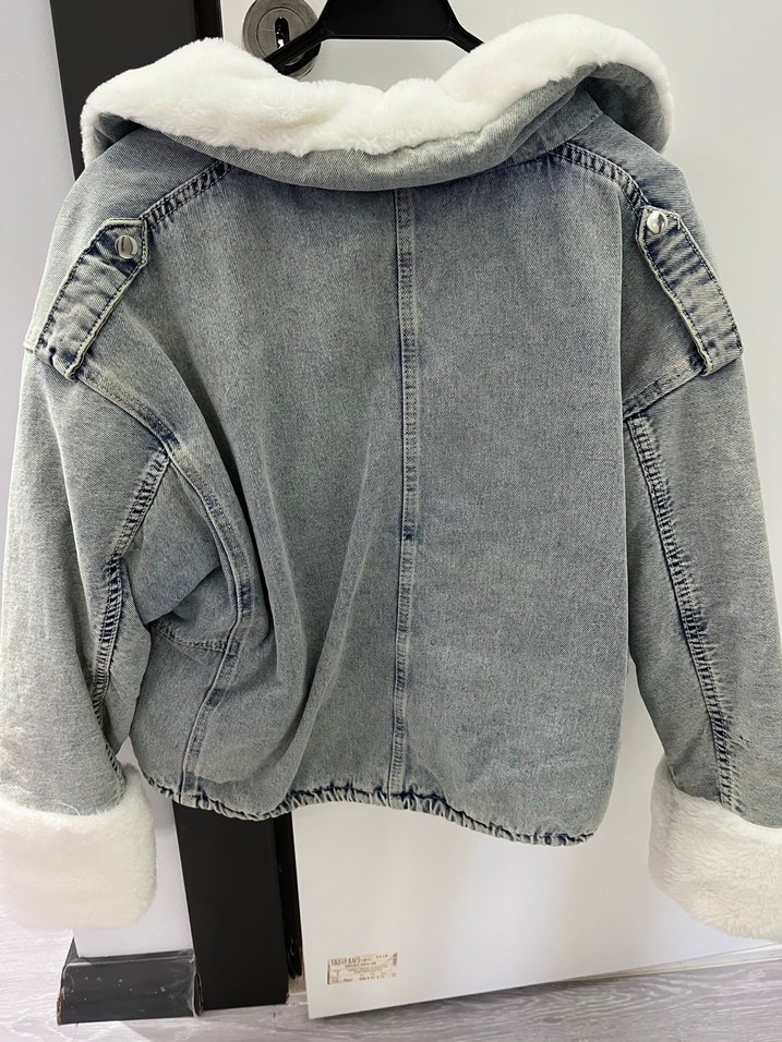 Kadın Gri Kürklü Kapüşonlu Kot Ceket - Görsel 3