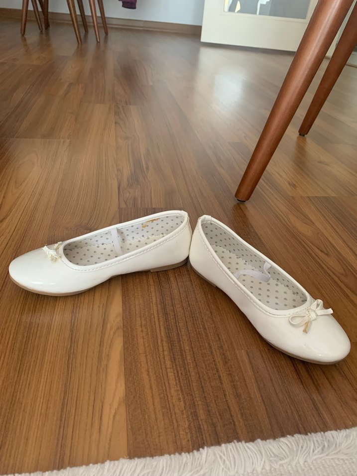 Kız Çocuk Beyaz Fiyonklu Bale Ayakkabısı - Görsel 2