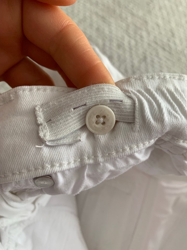 Mor Düğmeli Kız Şortu - Görsel 3