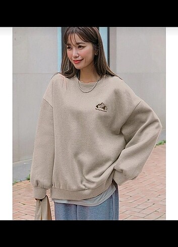 krem rengi oversize sweatshirt