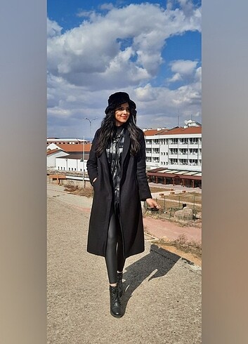 40 Beden siyah Renk Uzun kaban