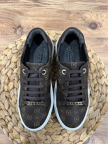 39 Beden kahverengi Renk VAKKO SNEAKERS