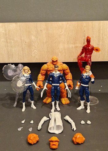 MARVEL LEGENDS RETRO FANTASTIC 4 KOLEKSİYONU