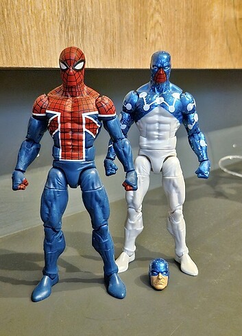 MARVEL LEGENDS SPIDER MAN UK