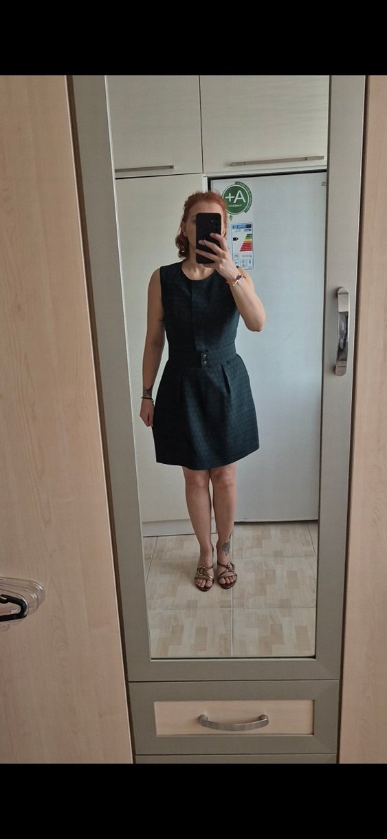 ADL hiç kullanılmamış şık elbise - Görsel 3