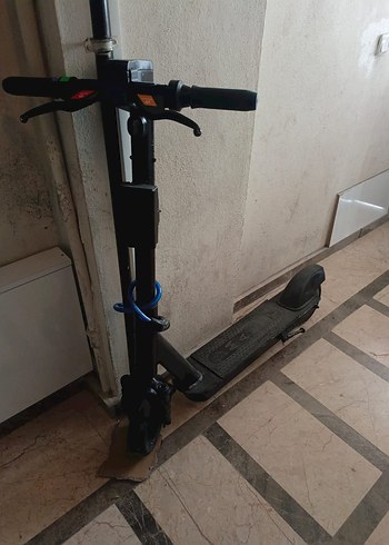  Beden Siyah elektrikli Scooter