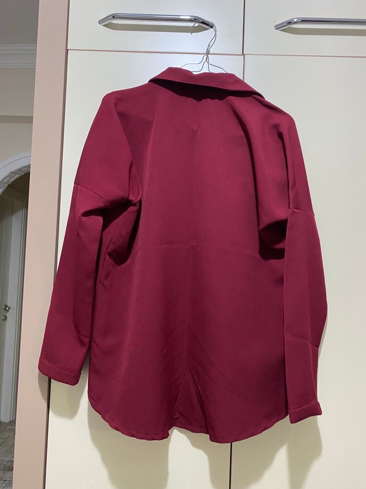 Bordo Düğmeli Salaş Kadın Gömlek - Görsel 3