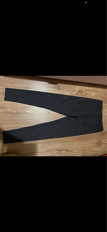 Kadın Pantolonlar Her Biri 200 Tl - Görsel 5