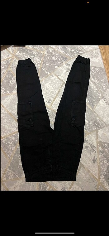 Kadın Pantolonlar Her Biri 200 Tl - Görsel 8