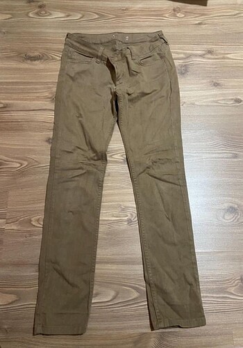 Kadın Pantolonlar Her Biri 200 Tl - Görsel 13