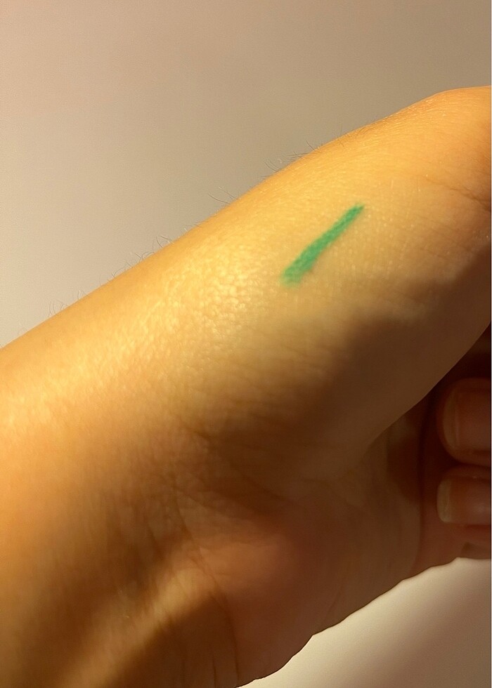 Pastel Yeşil Göz Kalemi - Görsel 3