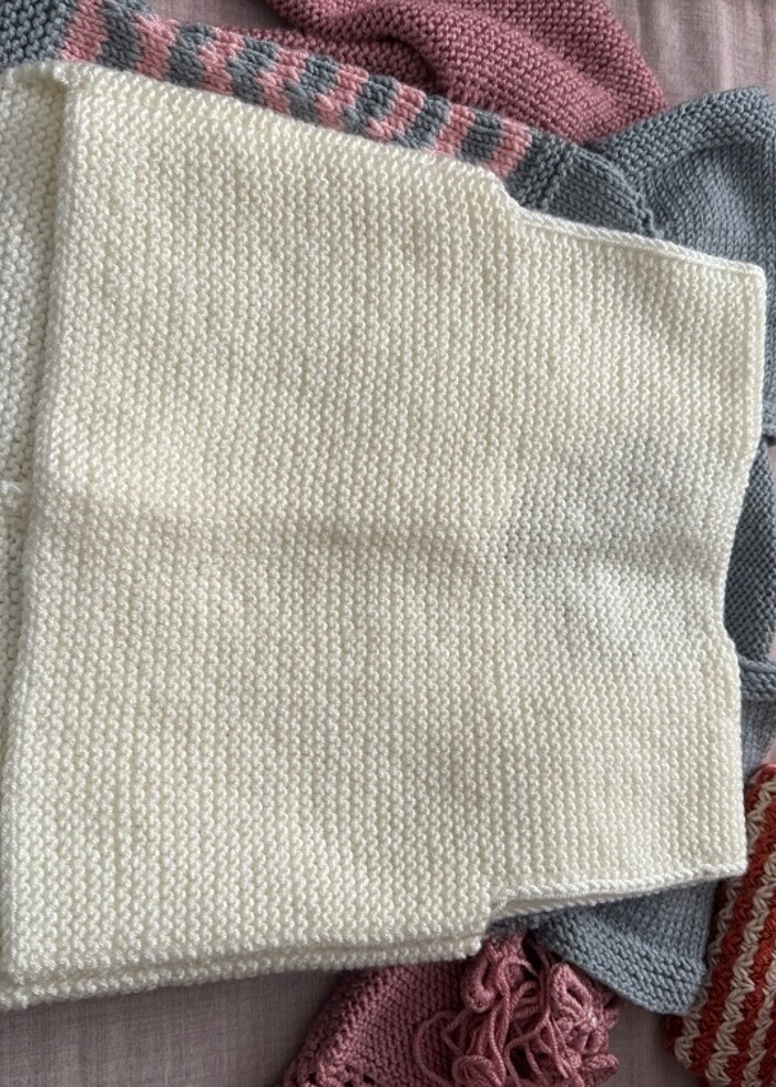 Efe yeleği el örgüsü
 - Görsel 2