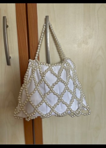 İnci İşlemeli Beyaz Örgü Kadın Çanta - Görsel 2