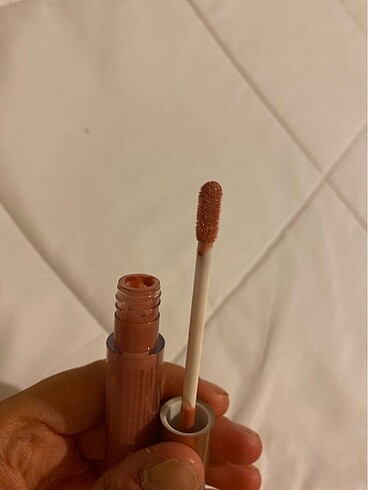 Beden pembe Renk ESSENCE Lipgloss