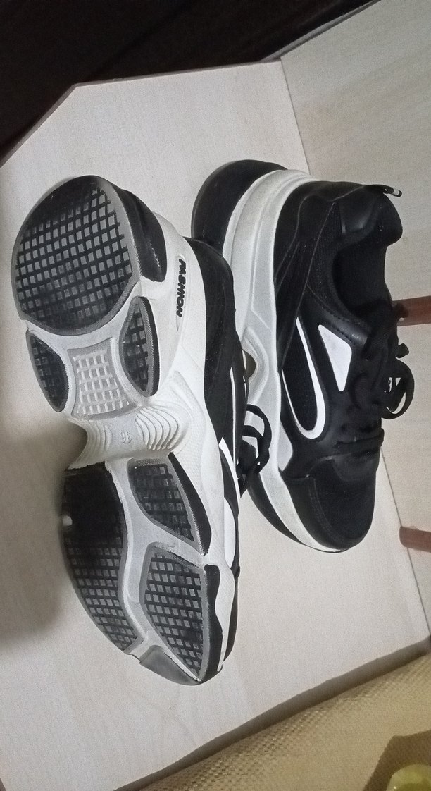 Siyah Bağcıklı Kadın Spor Ayakkabı - Görsel 2