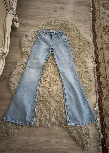 Bershka marka İspanyol Paça Kadın Kot Pantolon