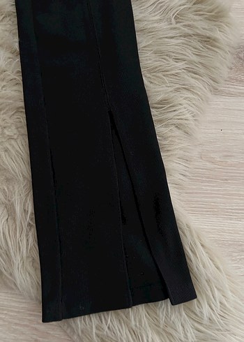 Zara Zara marka Rahat Kesim Pantolon likralı