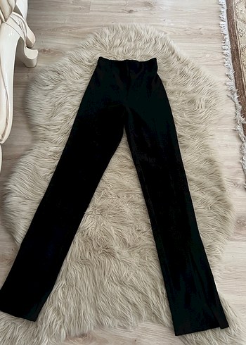 Zara marka Rahat Kesim Pantolon likralı