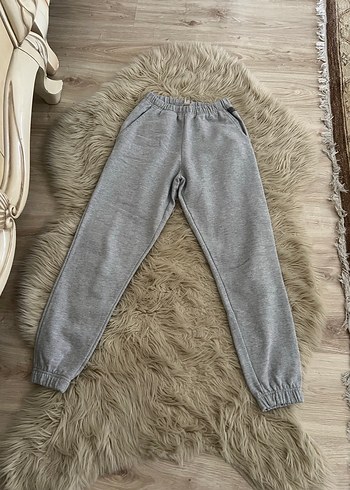Pull&Bear markaGri Rahat Kesim Kadın Eşofman Altı
