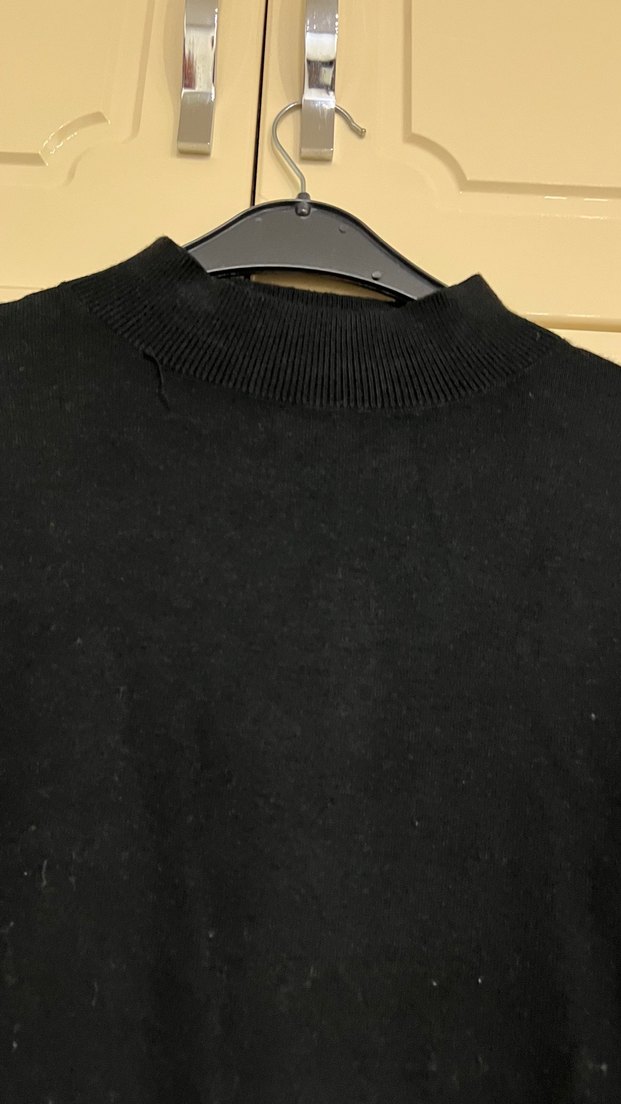 Stradivarius marka Siyah Kadın Oversize Uzun Kollu Kazak - Görsel 2