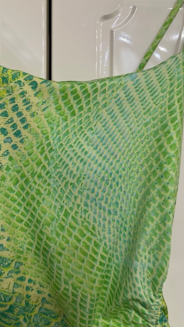 Bershka marka Yeşil Yılan Desenli Drapeli Midi Elbise - Görsel 3