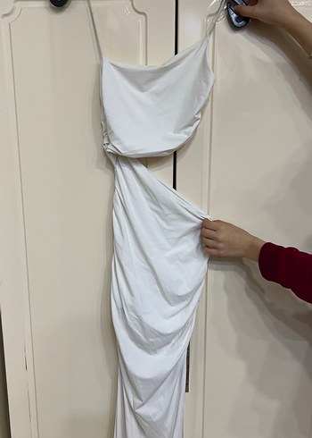 Zara marka Beyaz Drapeli Uzun Straplez Elbise - Görsel 6