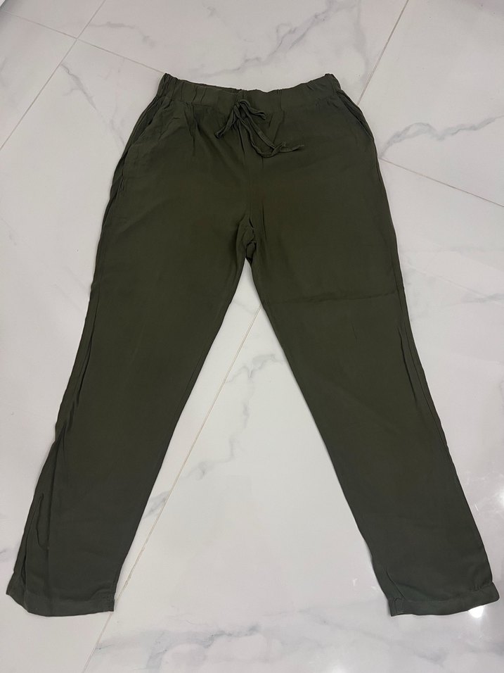 Haki Bağcıklı Rahat Pantolon — görsel 3/7