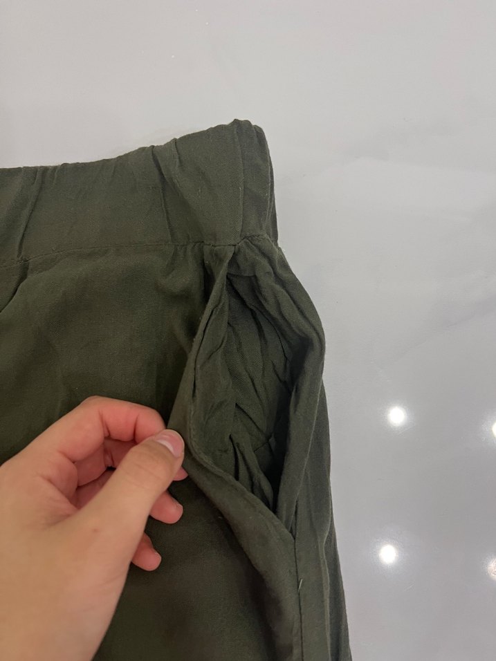Haki Bağcıklı Rahat Pantolon — görsel 2/7