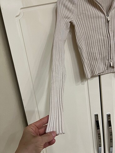 xs Beden ten rengi Renk Bershka marka hırka