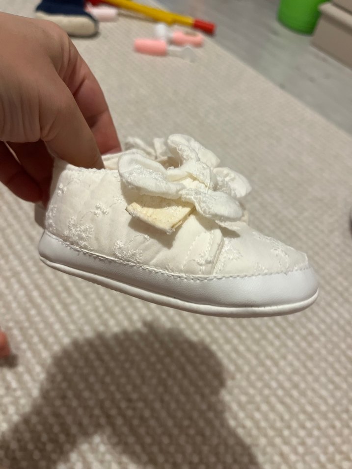 Kız Bebek Beyaz Nakışlı İlk Adım Ayakkabısı - Görsel 5