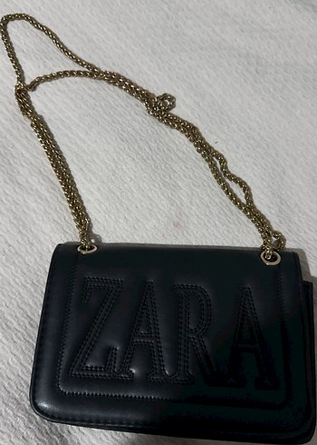 Zara Zincir Detaylı Siyah Deri Çanta - Görsel 3