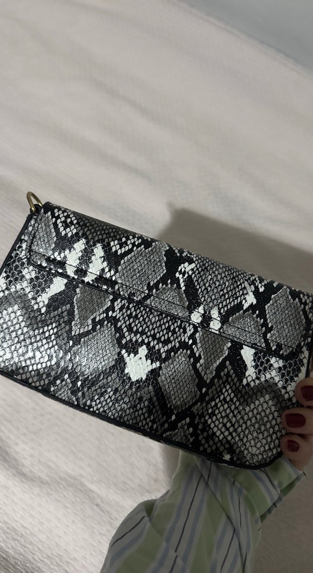 Gri Yılan Derisi Desenli Kadın Deri Çanta - Görsel 2