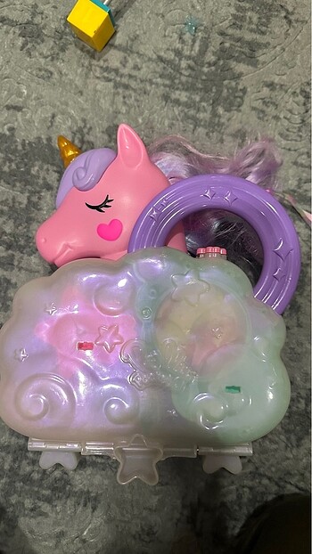  Polly pocket unicorn gökkuşağı salonu